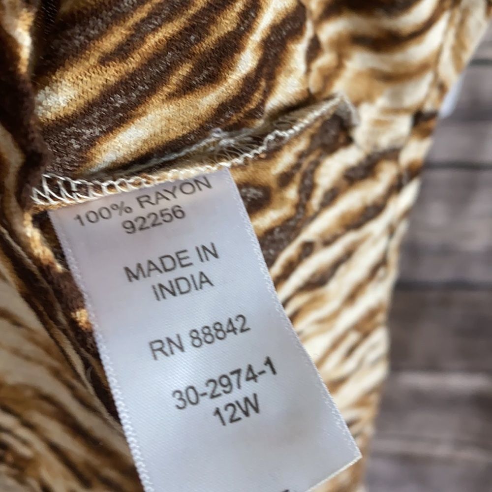 Roaman’s leopard top - Picture 5 of 5